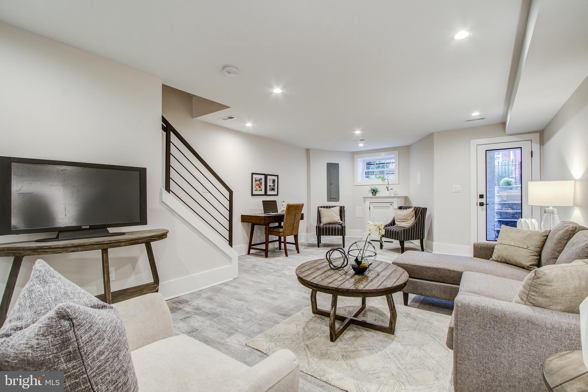 23 R Street Northeast Washington, DC 20002 - Photo 20 of 48