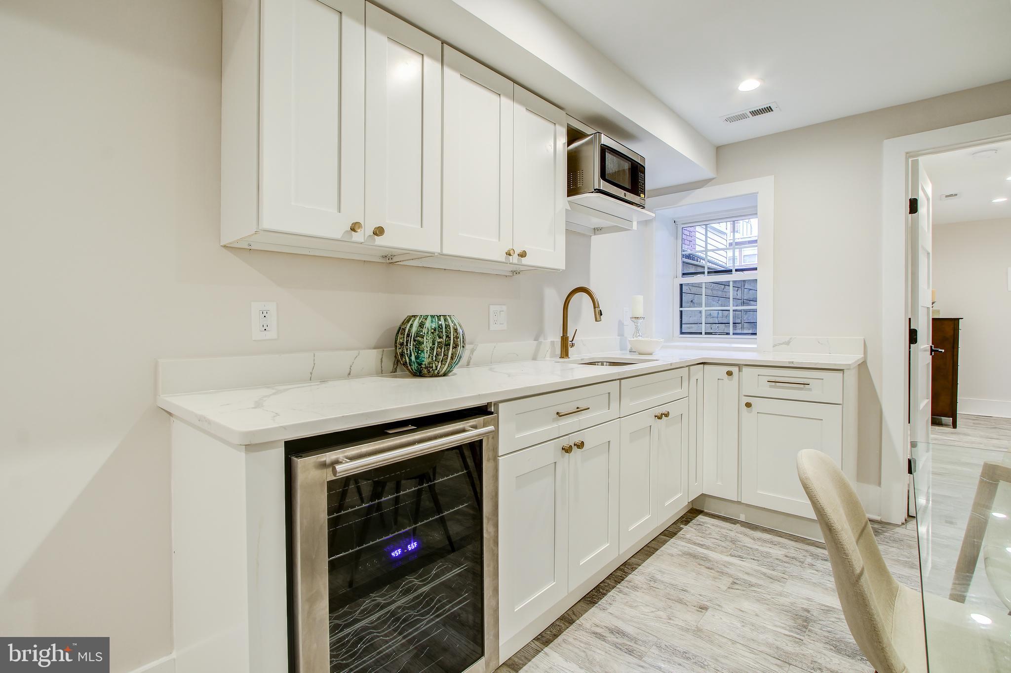 23 R Street Northeast Washington, DC 20002 - Photo 6 of 48