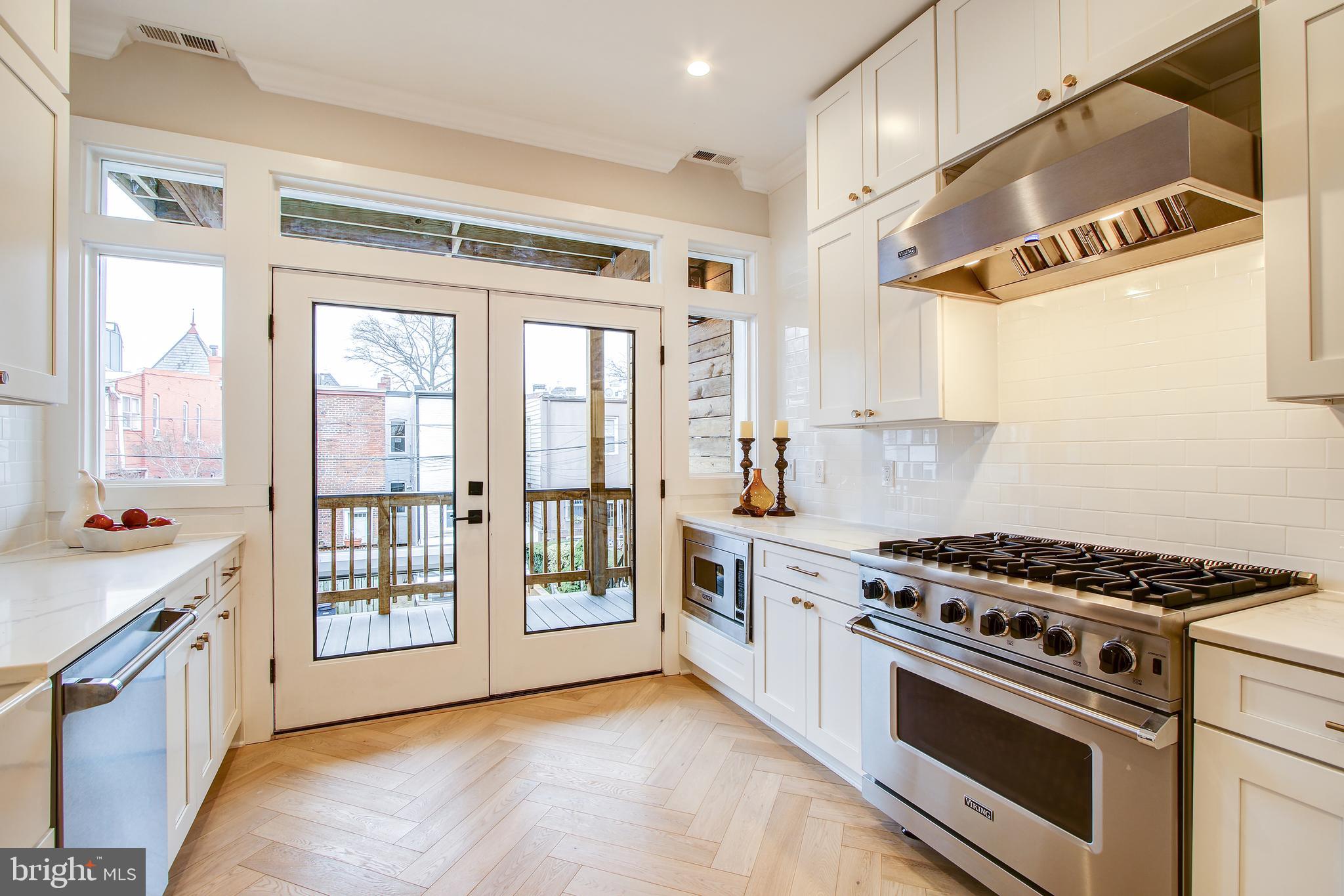 23 R Street Northeast Washington, DC 20002 - Photo 9 of 48