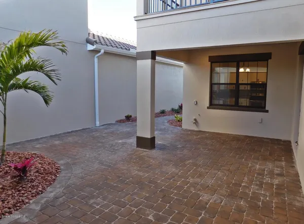 $3,200 | 7123 Vista Hermosa Drive, Melbourne, FL 32940