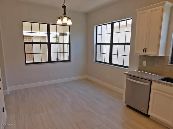 $3,200 | 7123 Vista Hermosa Drive, Melbourne, FL 32940