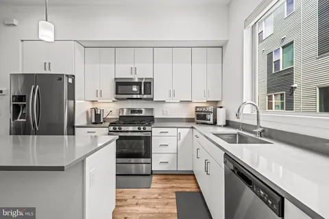 $677,225 | 3107 Sunrise Walk, Philadelphia, PA 19125