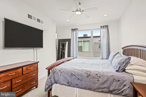 $677,225 | 3107 Sunrise Walk, Philadelphia, PA 19125