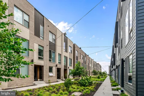 $677,225 | 3107 Sunrise Walk, Philadelphia, PA 19125