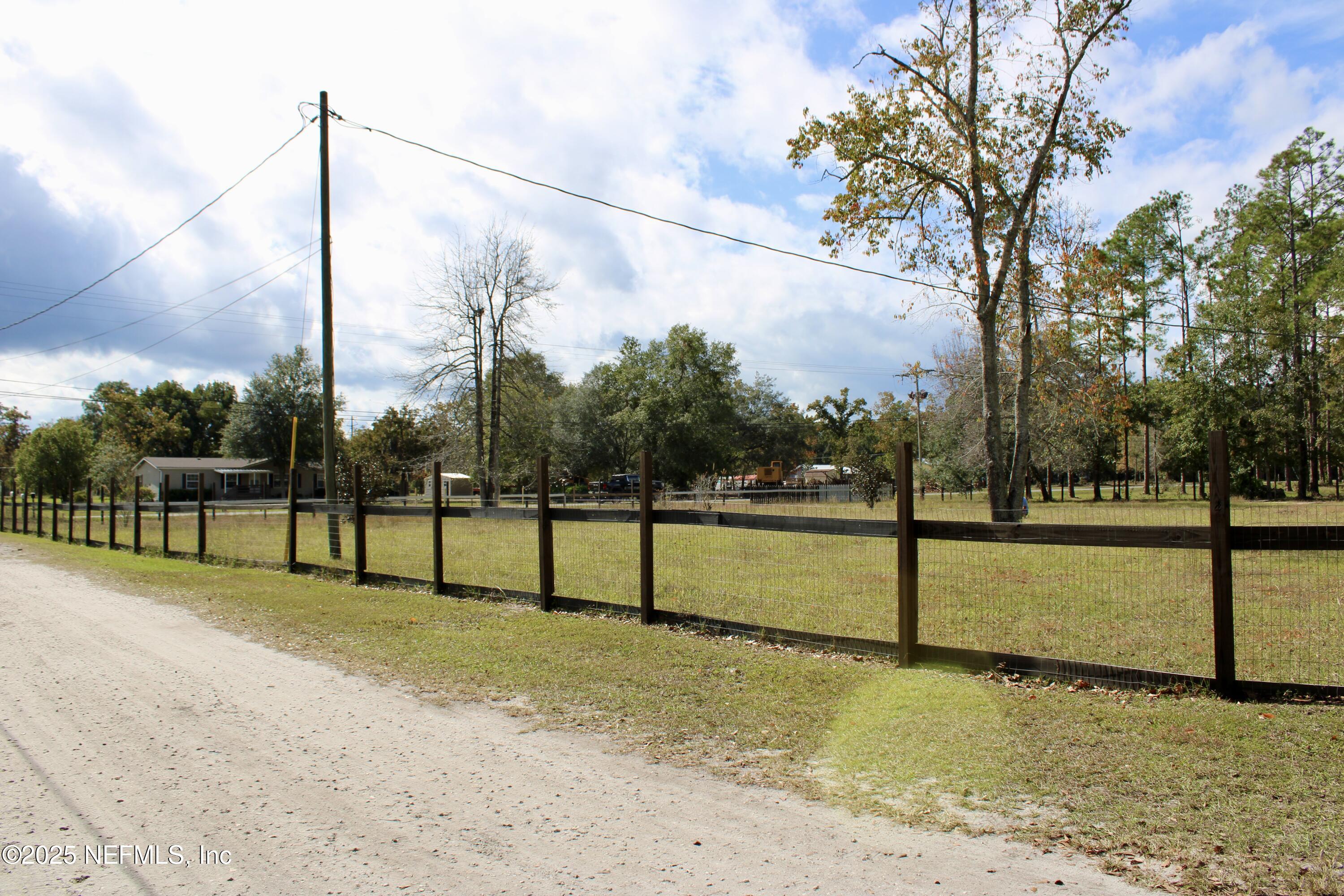 3990 Appaloosa Road Middleburg, FL 32068 - Photo 17 of 34 IMG_0242