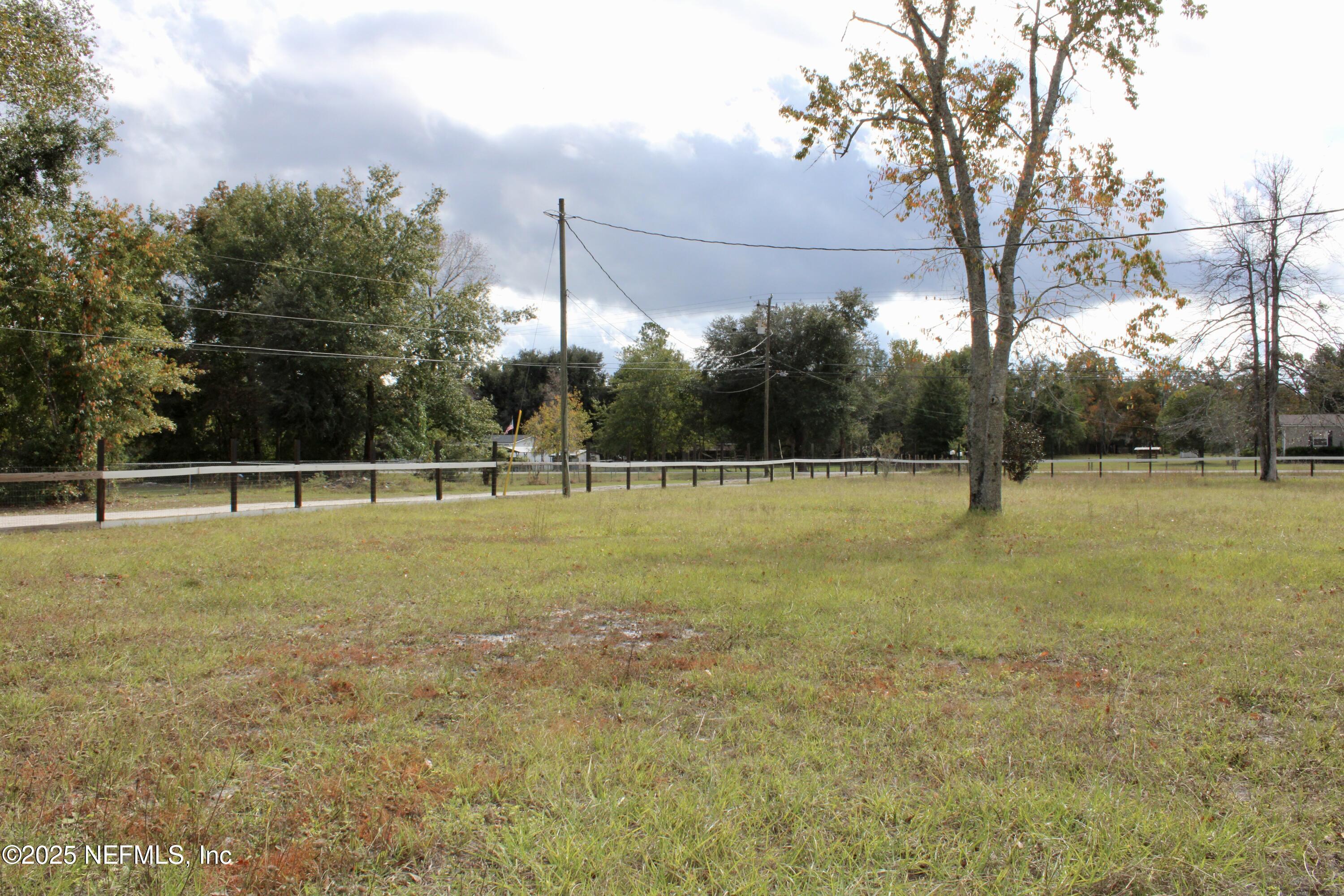 3990 Appaloosa Road Middleburg, FL 32068 - Photo 7 of 34 IMG_0258