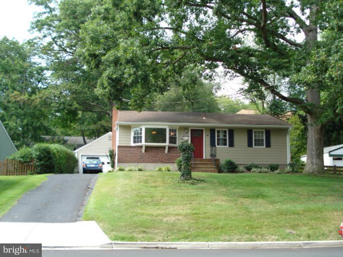 106 Tapawingo Road Southeast Vienna, VA 22180 - Photo 1 of 22 Exterior (Front)