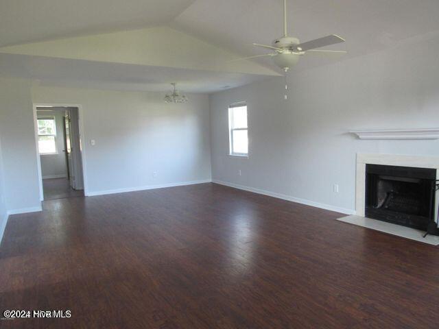 402 Fieldstone Way Jacksonville, NC 28546 - Photo 2 of 18 20221111171051565740000000-o