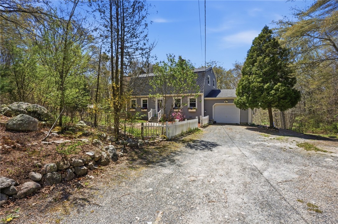 283 Tomaquag Road Hopkinton, RI 02804 - Photo 3 of 38 Gallery Image 3
