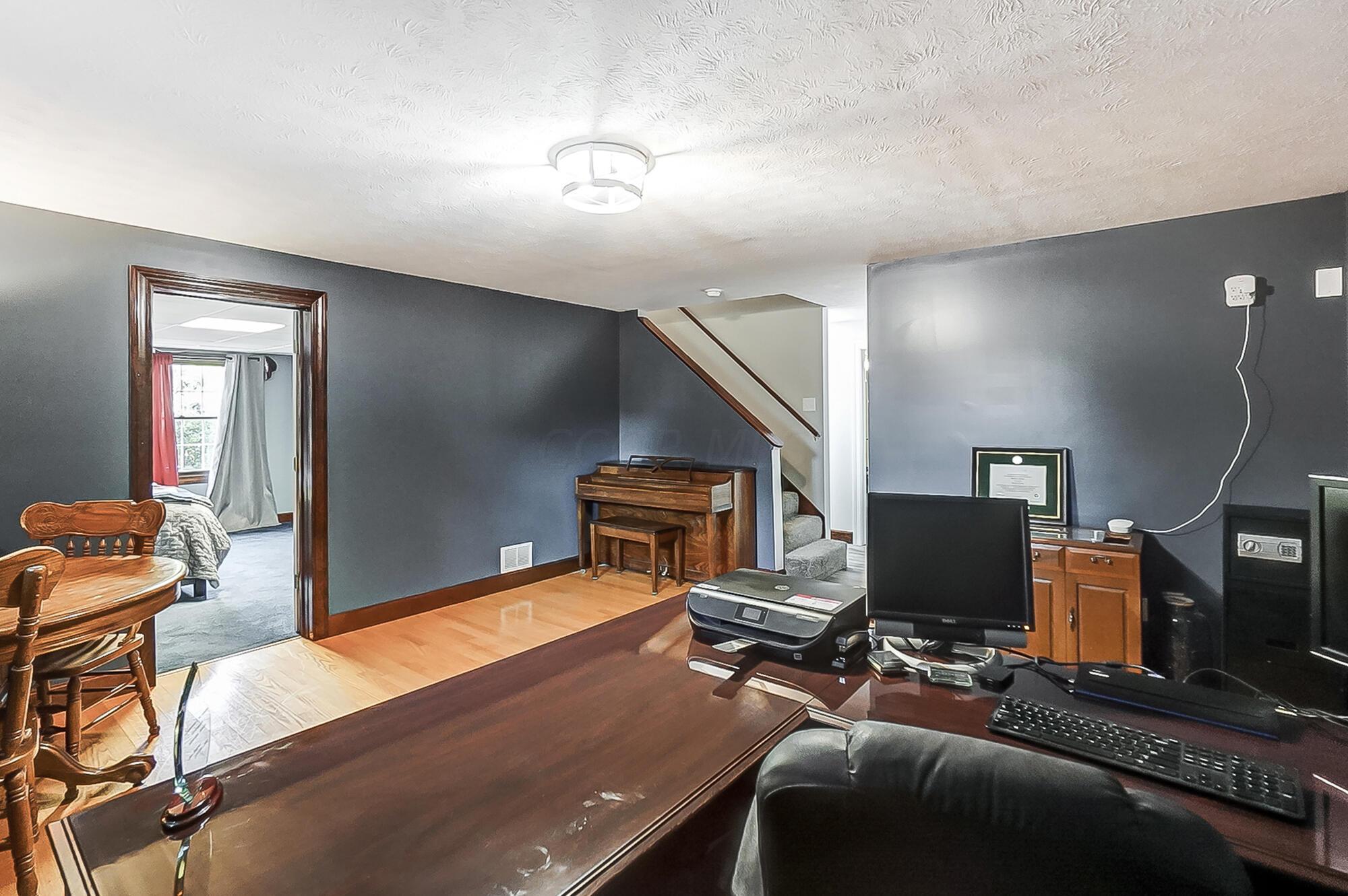 4477 Hollwood Road Springfield, OH 45502 - Photo 40 of 55 039