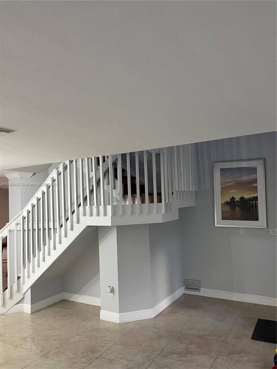 9982 Southwest 162nd Court Miami, FL 33196 - Photo 14 of 97