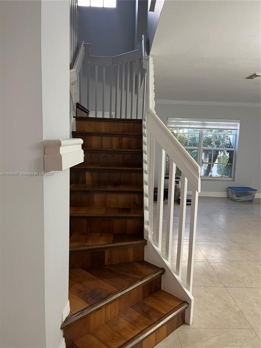 9982 Southwest 162nd Court Miami, FL 33196 - Photo 16 of 97