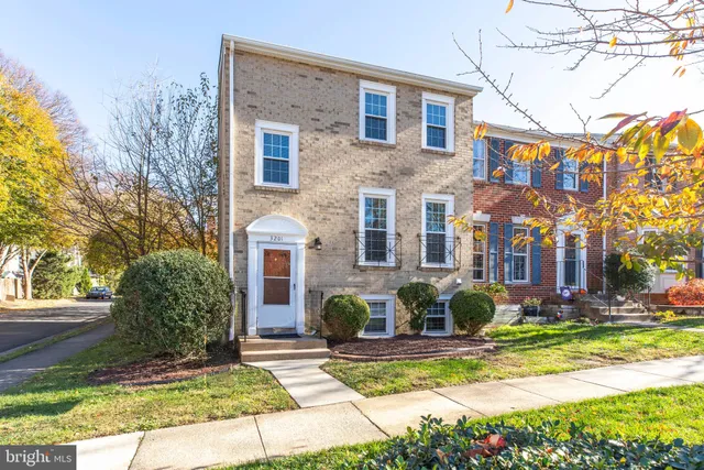 $669,000 | 3201 White Flint Court, Oakton, VA 22124