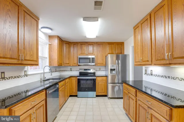 $669,000 | 3201 White Flint Court, Oakton, VA 22124