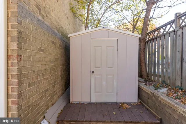 $669,000 | 3201 White Flint Court, Oakton, VA 22124