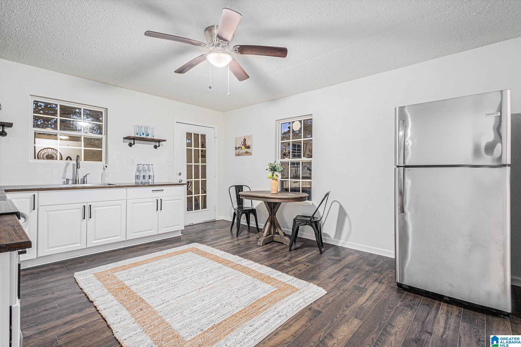 455 Thomas Road Hayden, AL 35079 - Photo 2 of 18