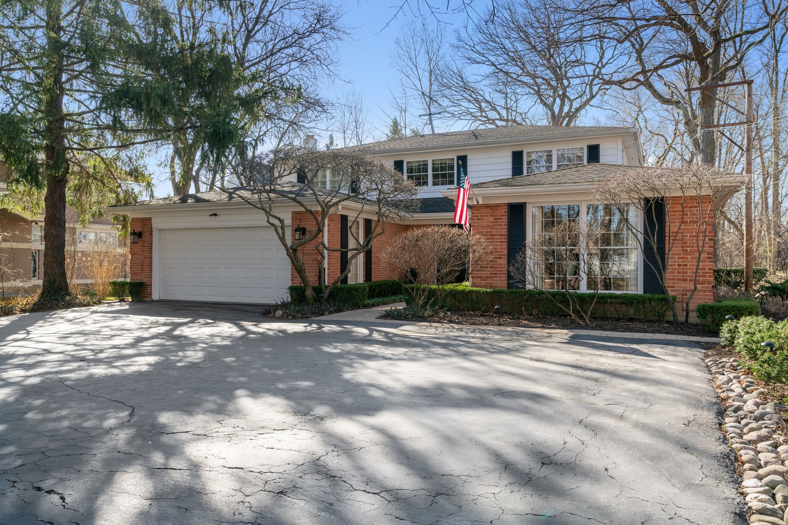 280 Sylvan Road Glencoe, IL 60022 - Photo 42 of 45 a front view of a house with a yard