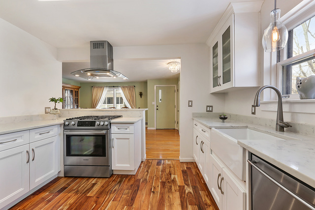 1713 Dundee Road Northbrook, IL 60062 - Photo 7 of 15