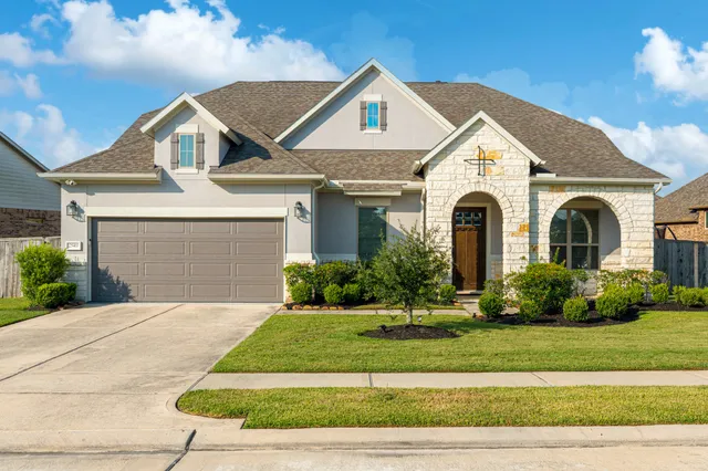 $860,000 | 25403 Angelwood Springs Lane, Tomball, TX 77375
