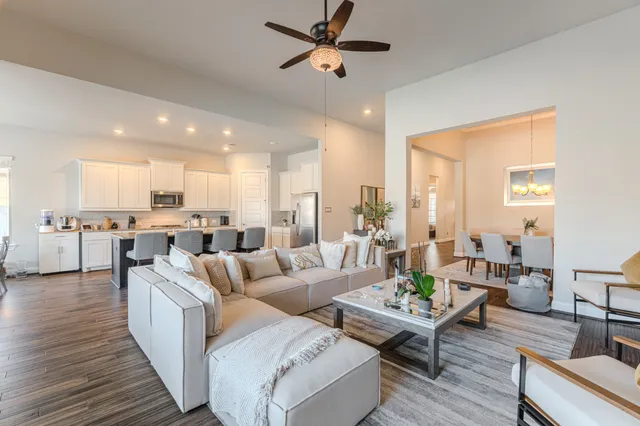 $860,000 | 25403 Angelwood Springs Lane, Tomball, TX 77375