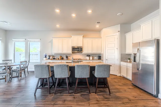 $860,000 | 25403 Angelwood Springs Lane, Tomball, TX 77375