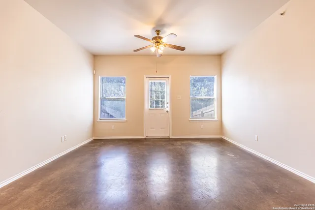 $1,100 | 10711 Mathom Landing, Unit 3, Universal City, TX 78148