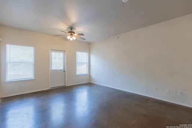 $1,200 | 10711 Mathom Landing, Unit 3, Universal City, TX 78148