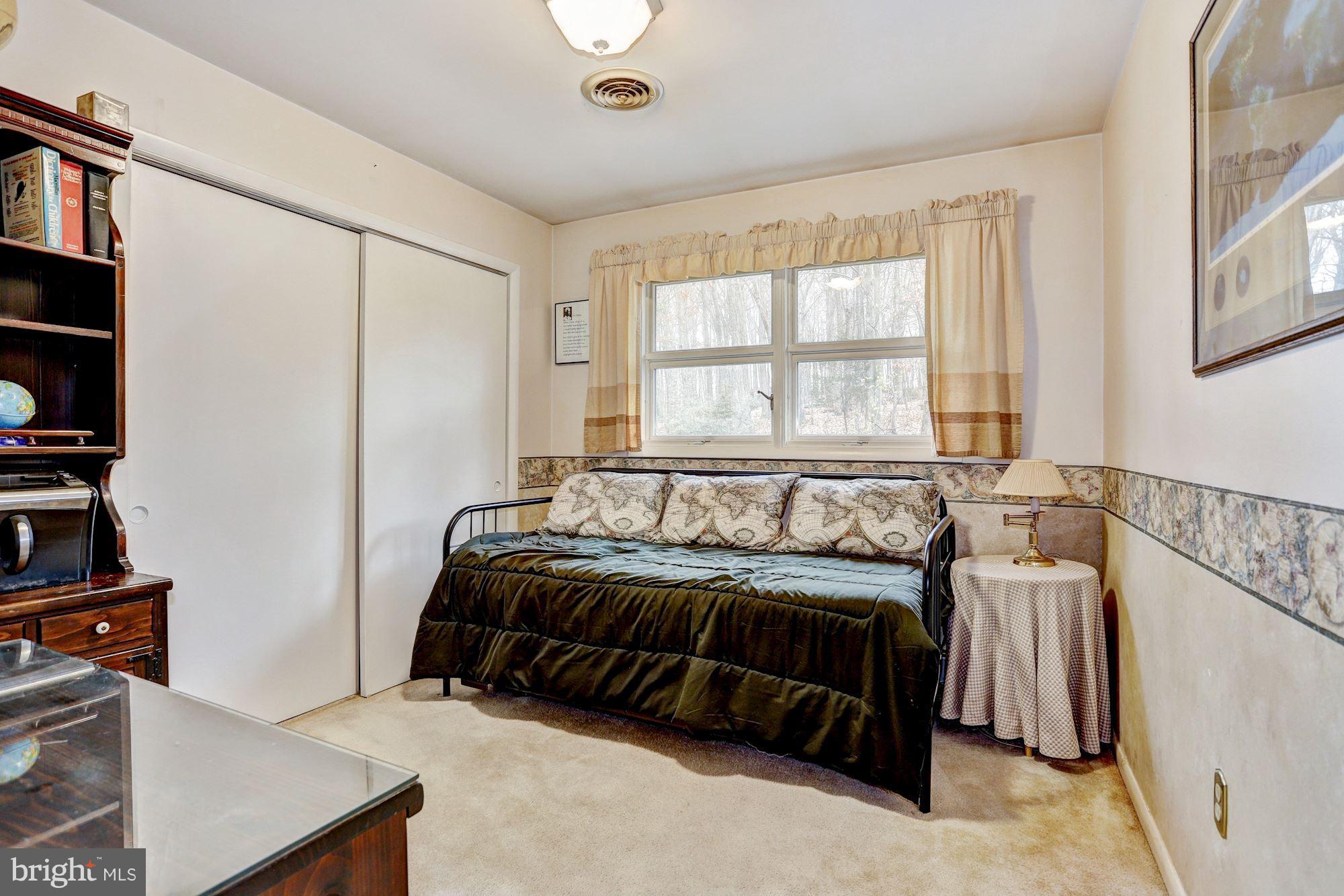 12639 Knoll Road Mount Airy, MD 21771 - Photo 18 of 30 Bedroom