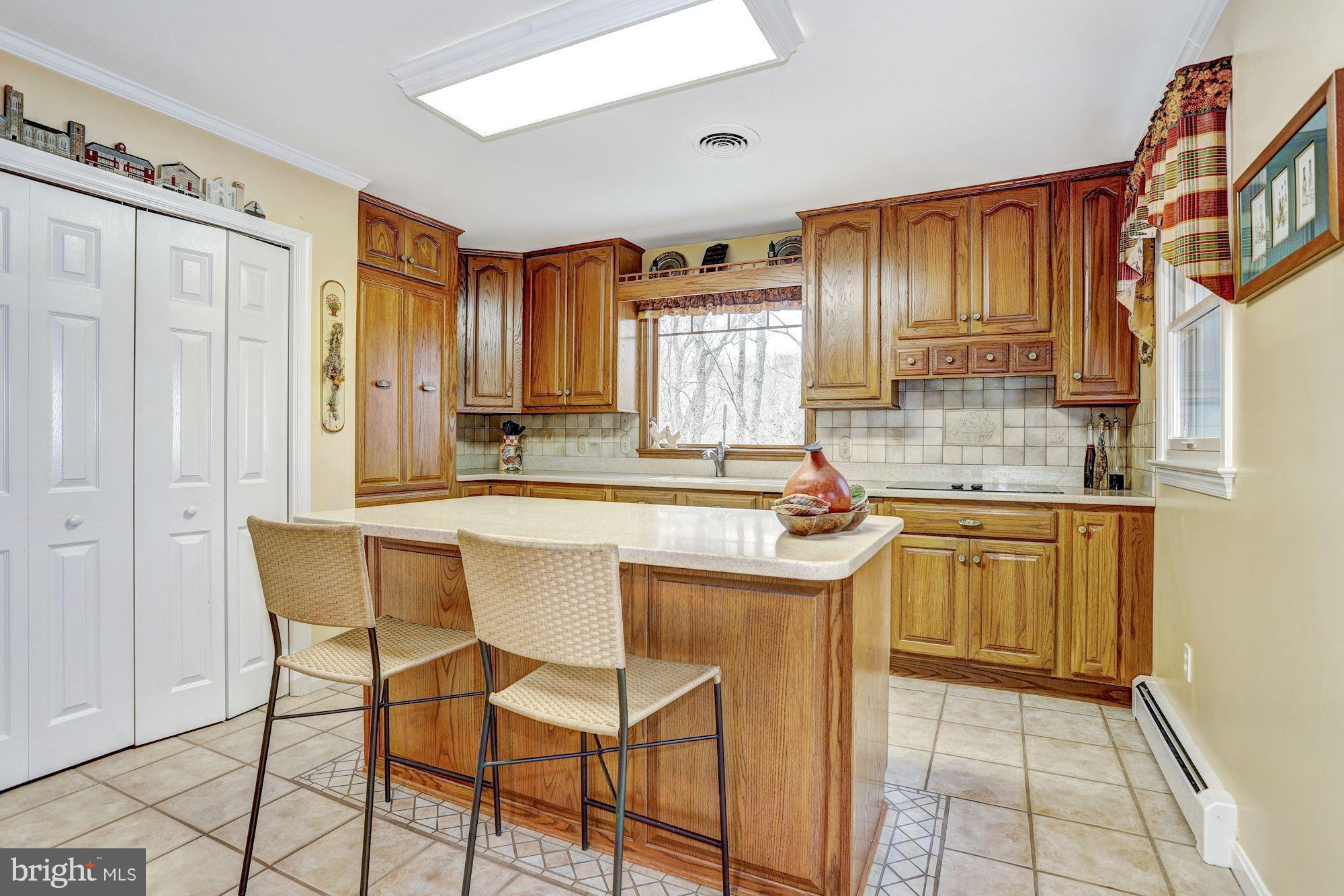12639 Knoll Road Mount Airy, MD 21771 - Photo 7 of 30 Eat-In Kitchen