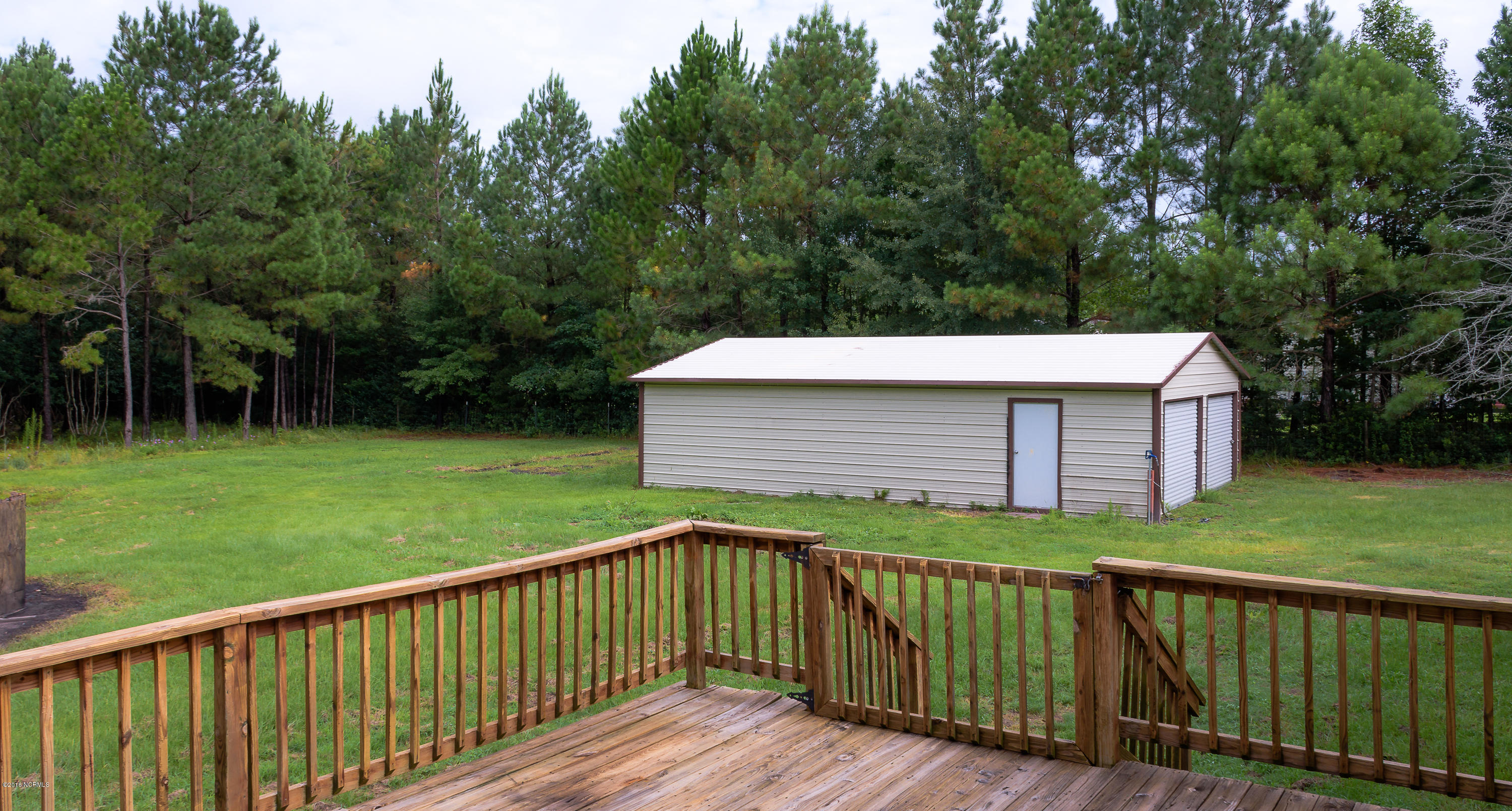 315 Parkertown Road Hubert, NC 28539 - Photo 9 of 27 (09 of 26) Brittany Spencer_315 Parkerto