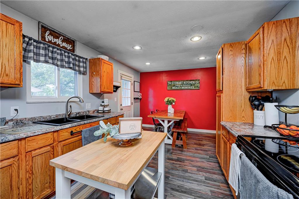 1045 Price Road Avon, IN 46123 - Photo 7 of 23 Gallery Image 7
