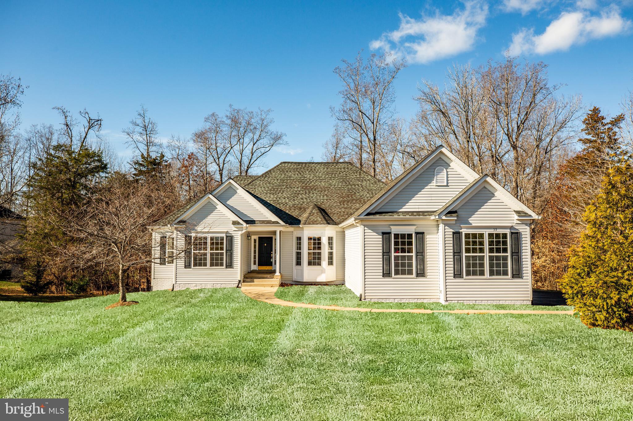 Estate home backing to the Rappahannock River!