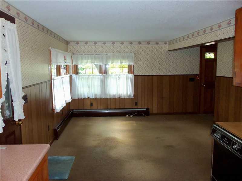 230 River Road Brunswick, ME 04011 - Photo 16 of 20 Dining Room.