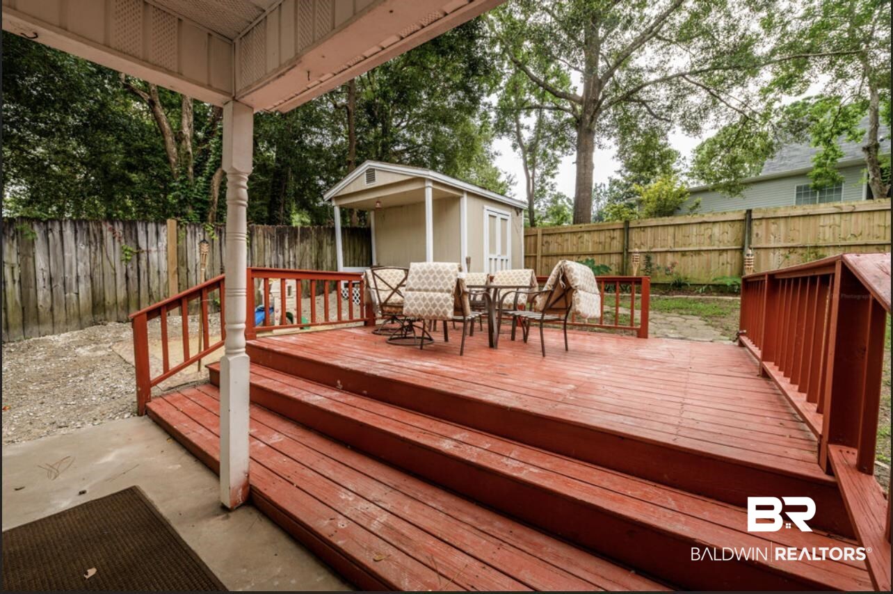202 Ridgewood Drive Daphne, AL 36526 - Photo 25 of 27