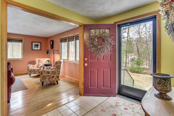 140 South Road Pepperell, MA 01463 - Photo 5 of 30 Gallery Image 5