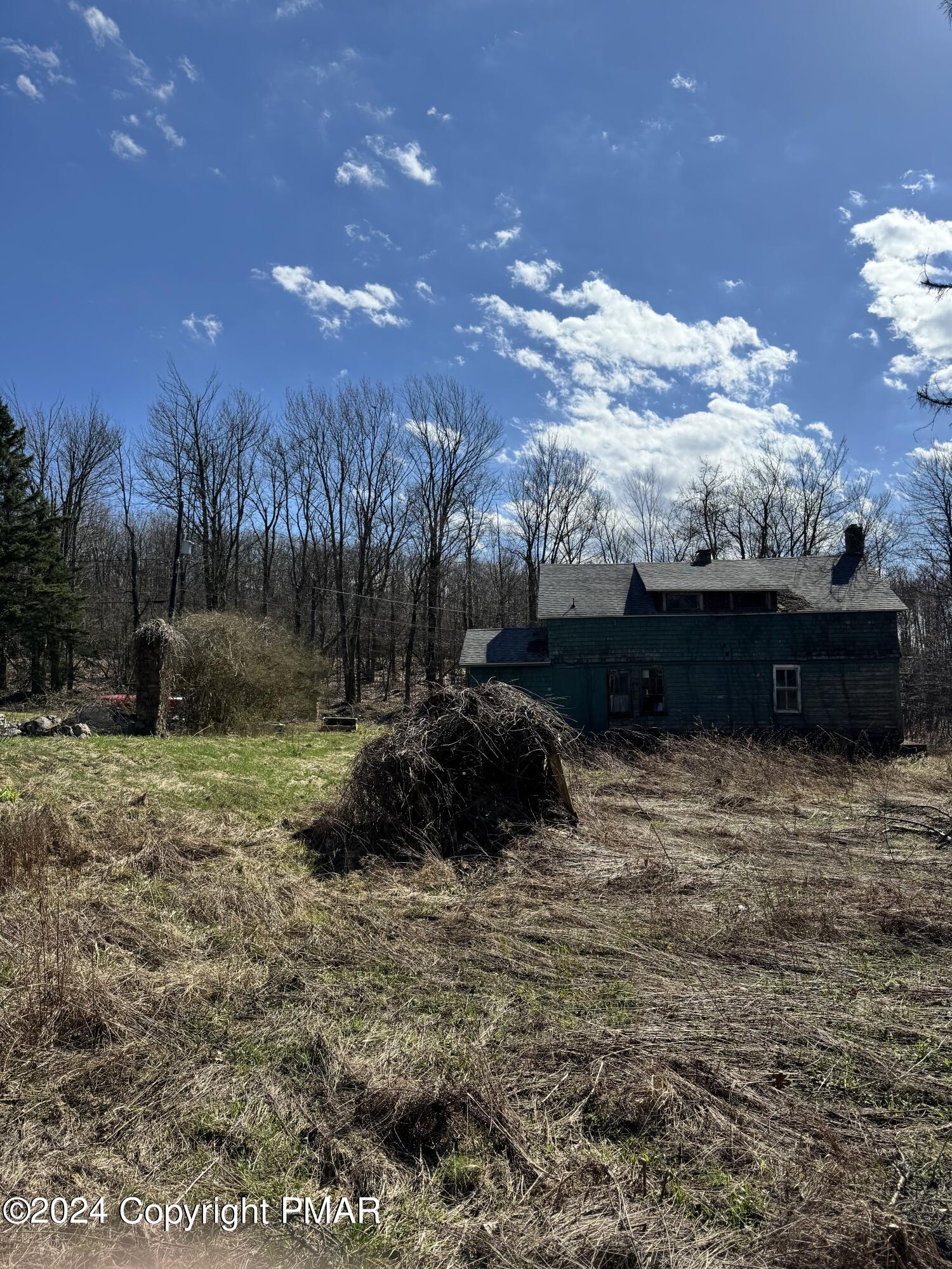 47 Matthews Road Waymart, PA 18472 - Photo 8 of 18 IMG_8823