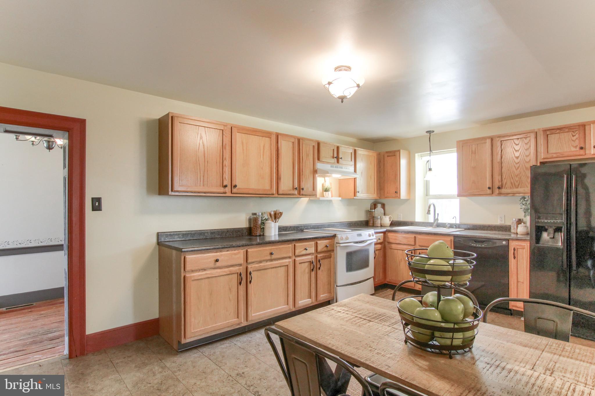 411 Pine Road Mount Holly Springs, PA 17065 - Photo 17 of 43 Gallery Image 17
