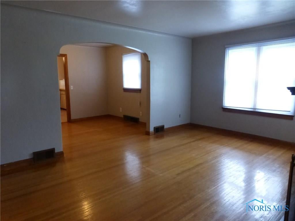 813 Keil Road Toledo, OH 43607 - Photo 6 of 18 Gallery Image 6