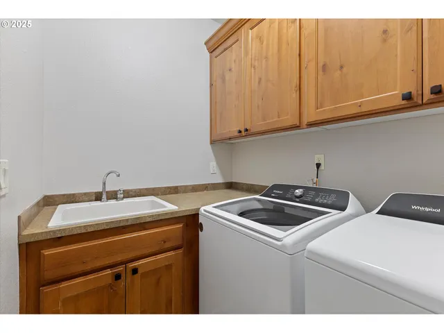 $619,000 | 18712 Cloud Cap Avenue, Sandy, OR 97055