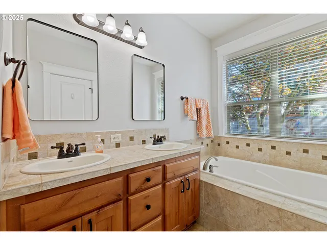 $619,000 | 18712 Cloud Cap Avenue, Sandy, OR 97055