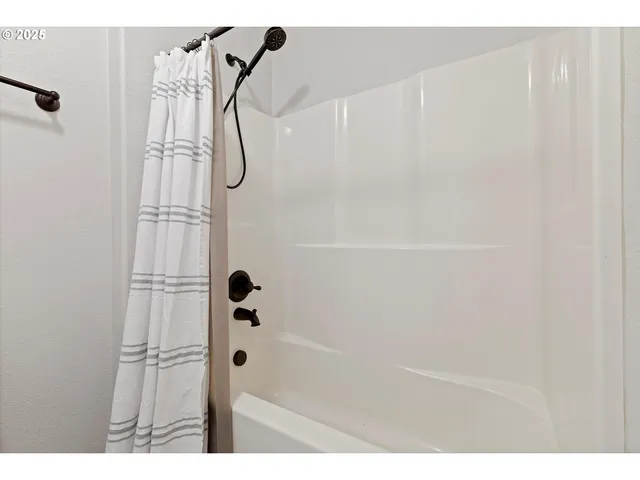 $619,000 | 18712 Cloud Cap Avenue, Sandy, OR 97055