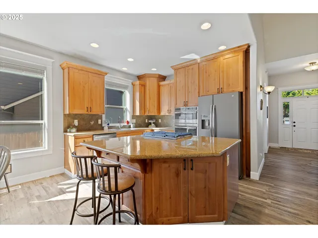 $619,000 | 18712 Cloud Cap Avenue, Sandy, OR 97055