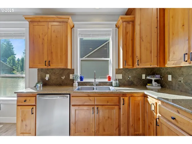 $619,000 | 18712 Cloud Cap Avenue, Sandy, OR 97055