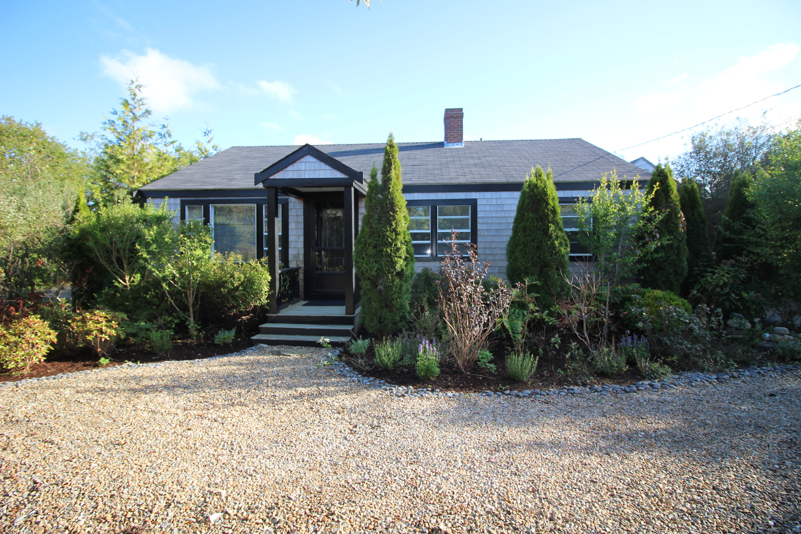 18 B Bartlett Road Nantucket, MA 02554 - Photo 1 of 33 Gallery Image 1