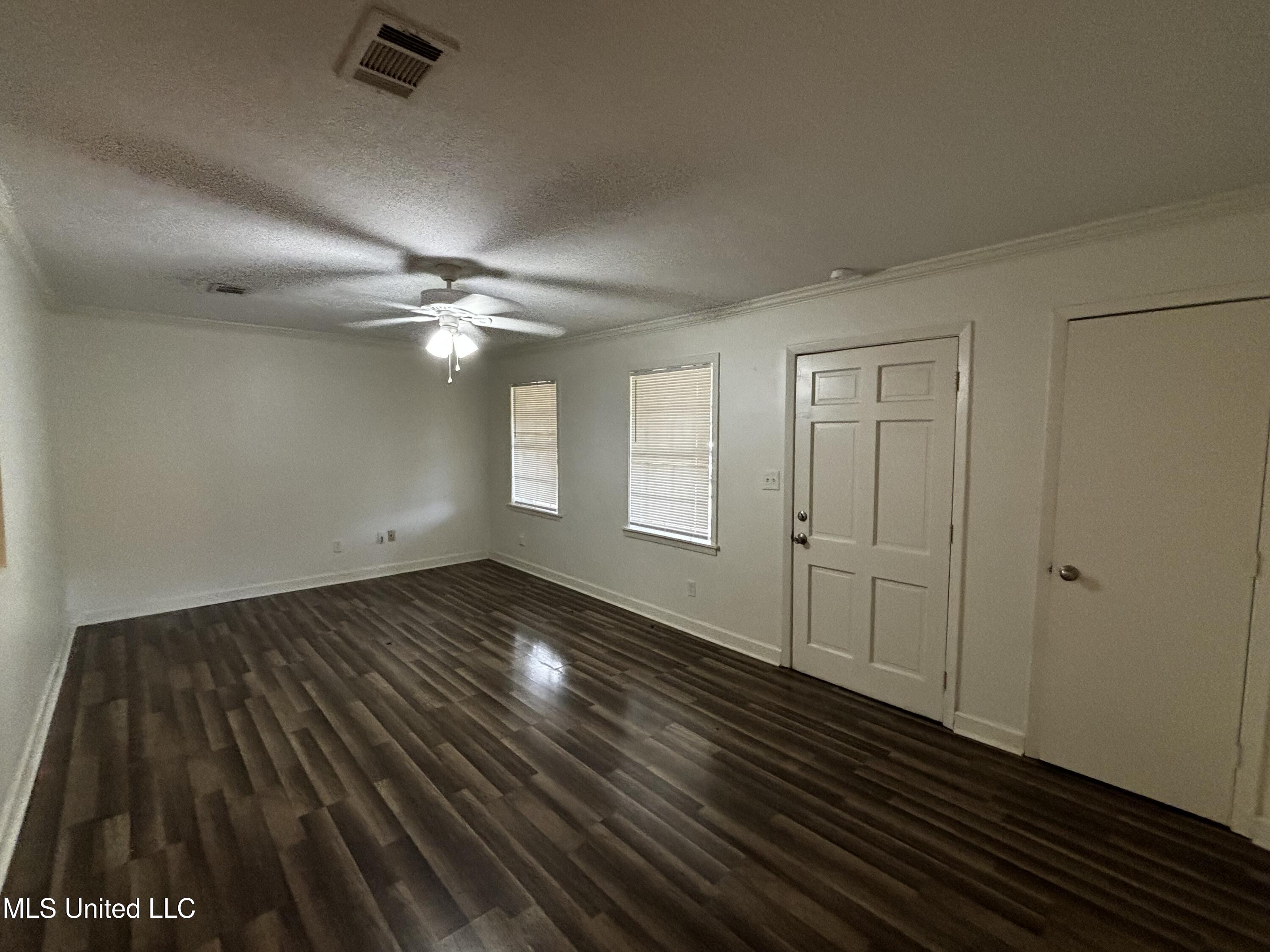 536 Sardis Street Pearl, MS 39208 - Photo 4 of 15 Photo Aug 29 2024, 8 15 02 AM