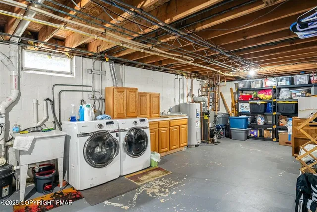 $467,900 | 2162 Hill Road, Effort, PA 18330