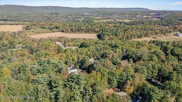 $467,900 | 2162 Hill Road, Effort, PA 18330