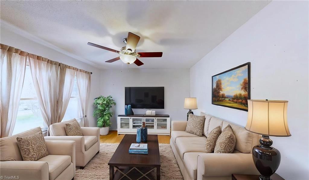 2091 Whitt Hunt Road Pleasant Garden, NC 27313 - Photo 12 of 27 Living room-viturally staged