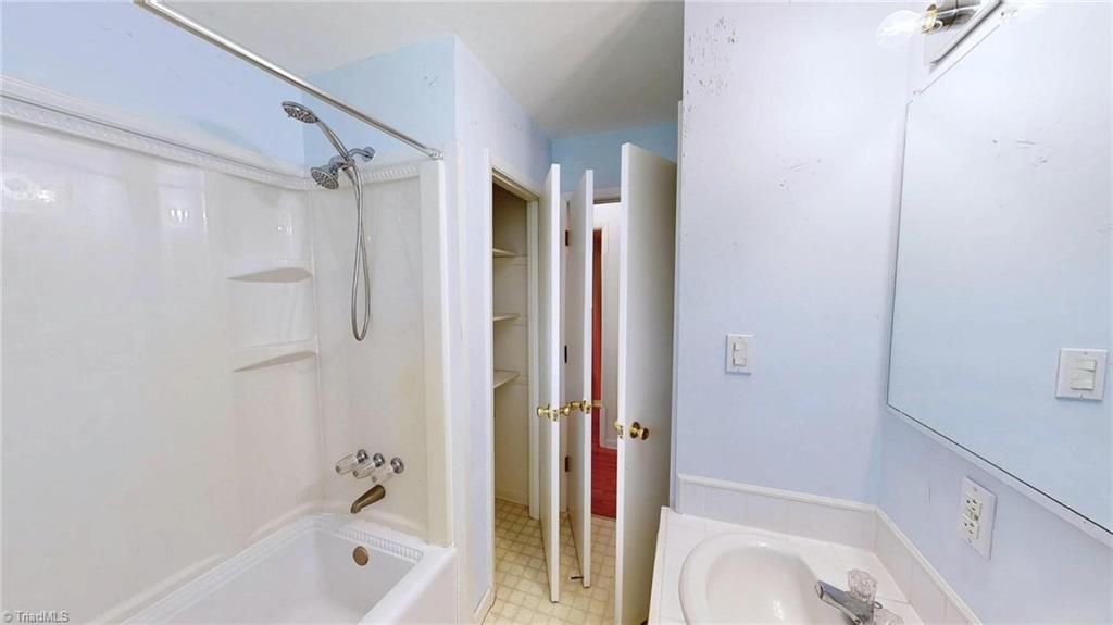 2091 Whitt Hunt Road Pleasant Garden, NC 27313 - Photo 15 of 27 Guest bath