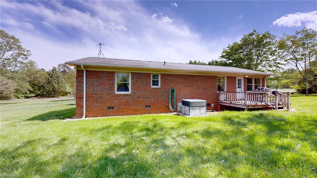 2091 Whitt Hunt Road Pleasant Garden, NC 27313 - Photo 6 of 27 Side of home/deck